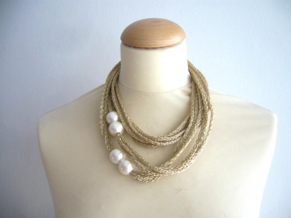 Gold And White Pearls Necklace In Metallic Fall Winter Jewelry